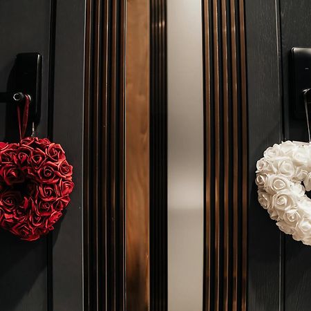 Four Sisters Luxury Rooms In Siauliai Екстериор снимка