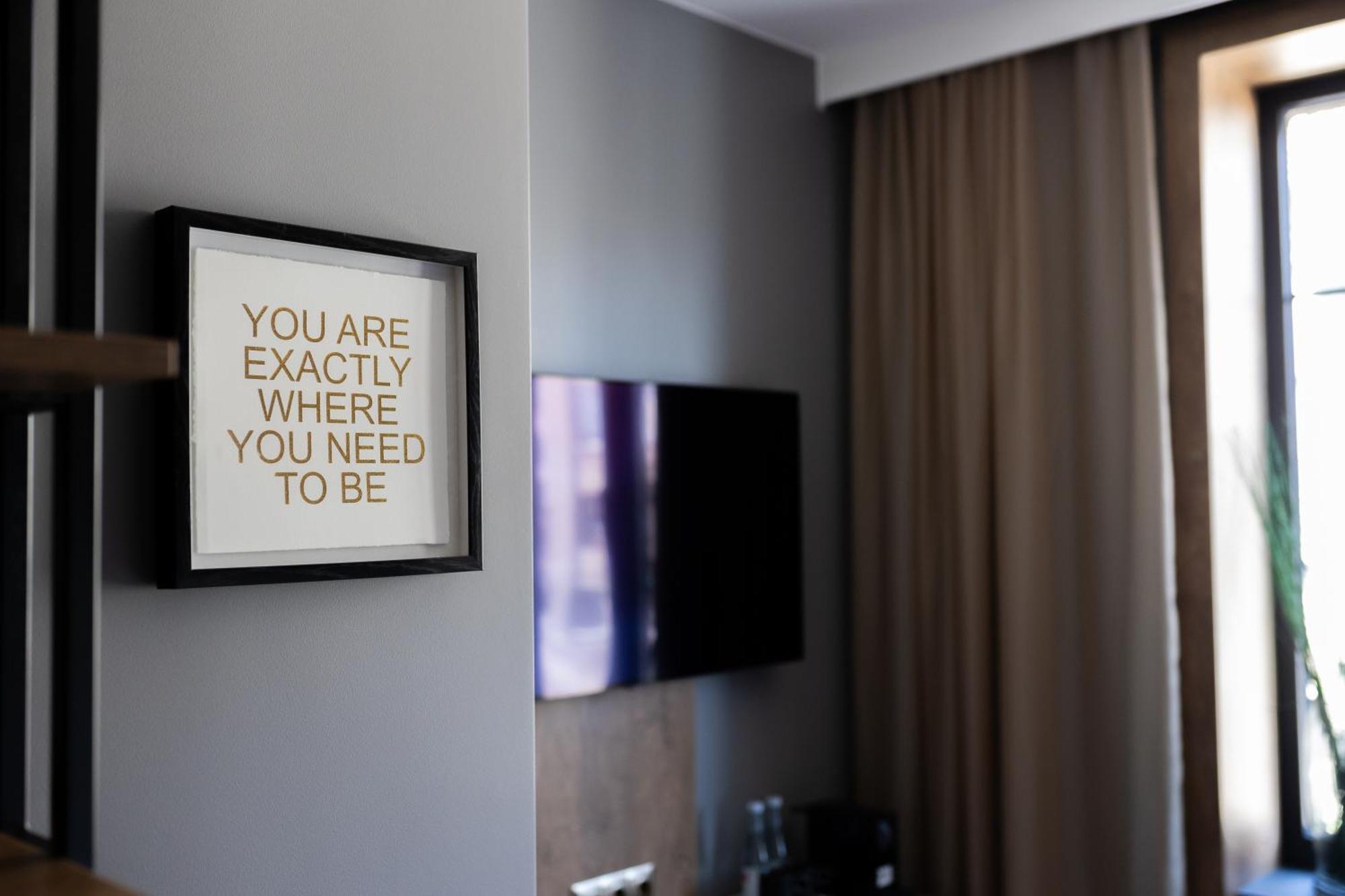 Four Sisters Luxury Rooms In Siauliai Екстериор снимка