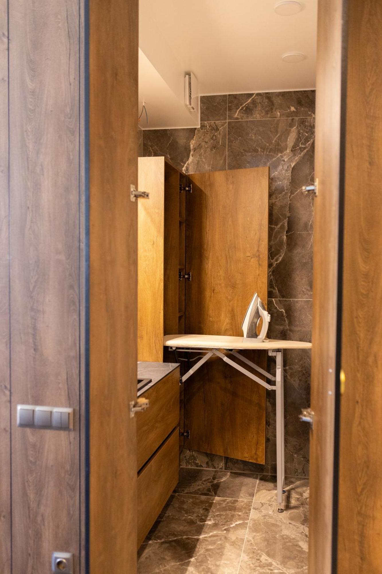 Four Sisters Luxury Rooms In Siauliai Екстериор снимка
