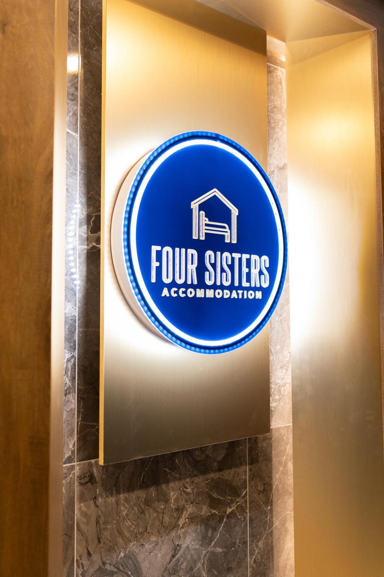 Four Sisters Luxury Rooms In Siauliai Екстериор снимка