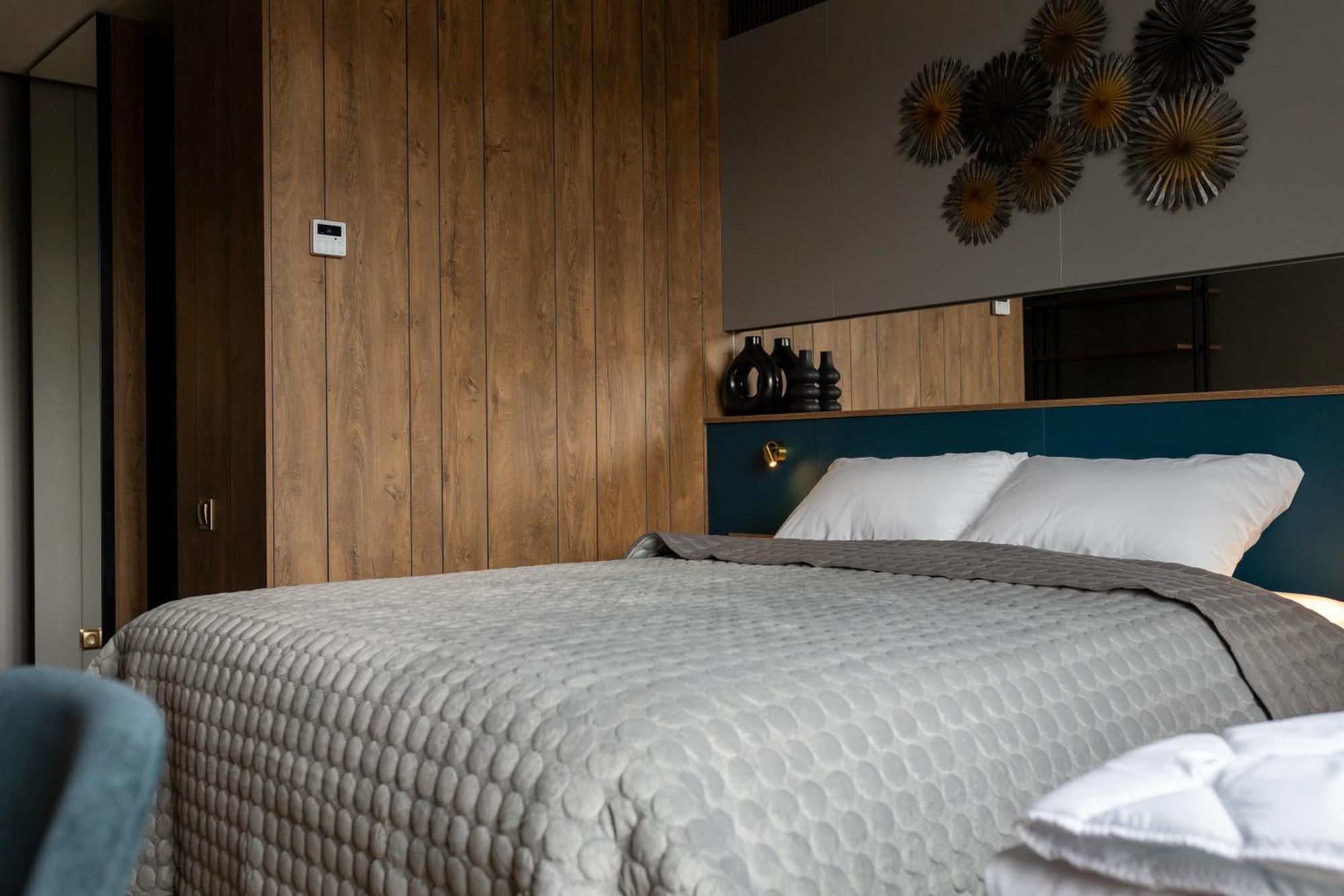 Four Sisters Luxury Rooms In Siauliai Екстериор снимка