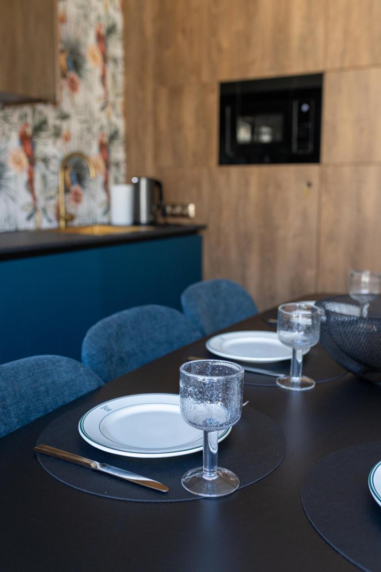 Four Sisters Luxury Rooms In Siauliai Екстериор снимка
