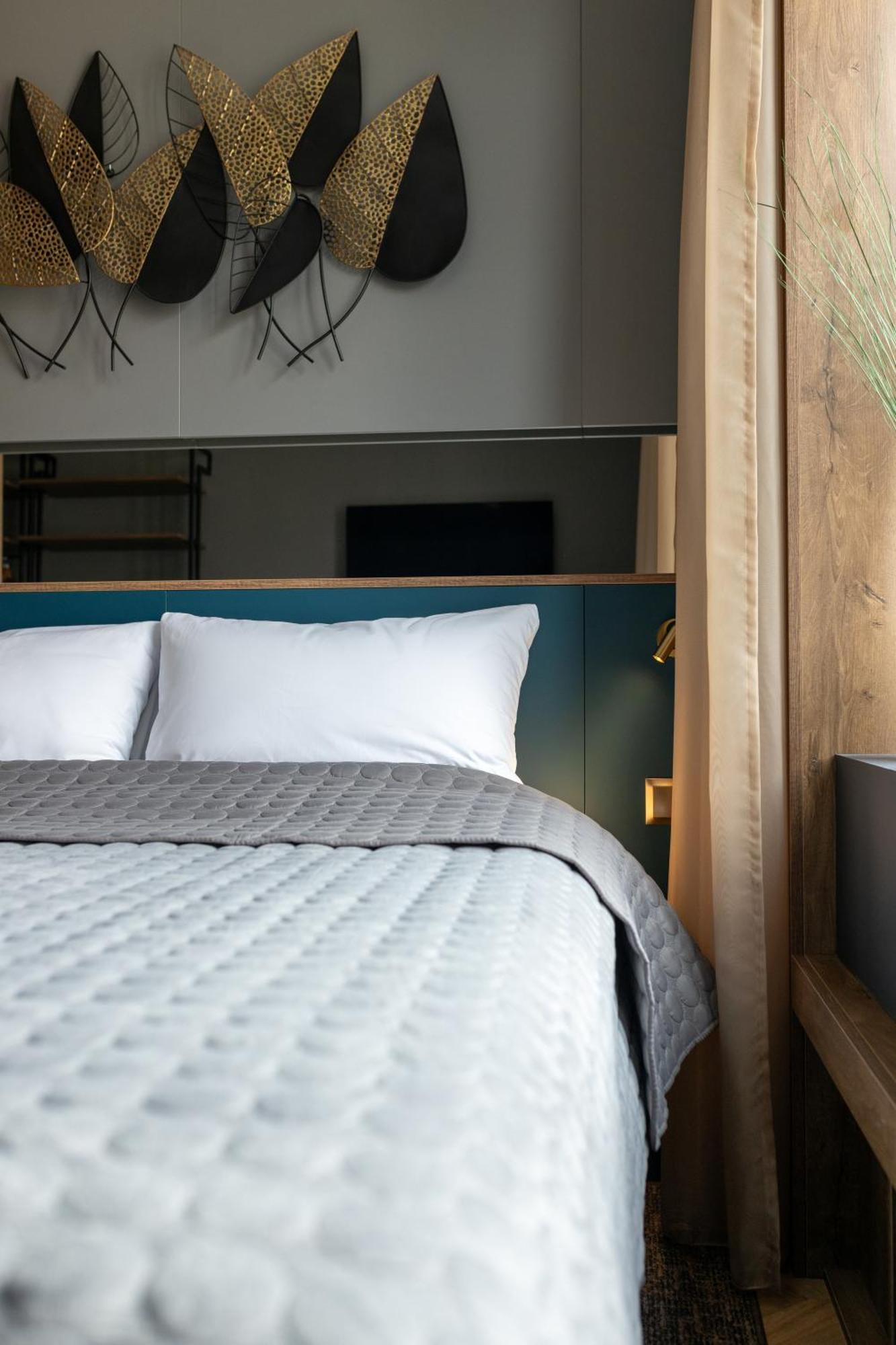 Four Sisters Luxury Rooms In Siauliai Екстериор снимка