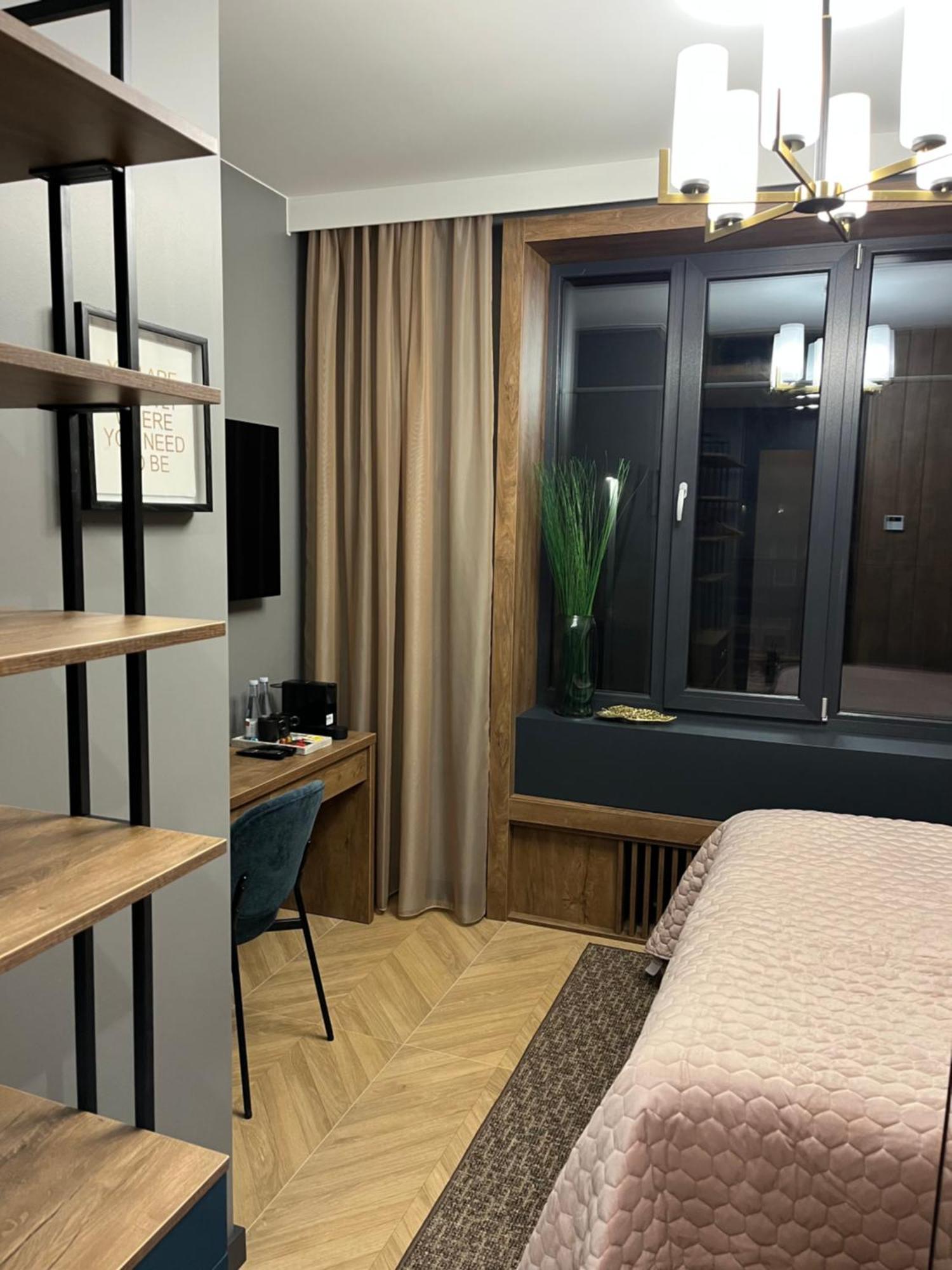 Four Sisters Luxury Rooms In Siauliai Екстериор снимка